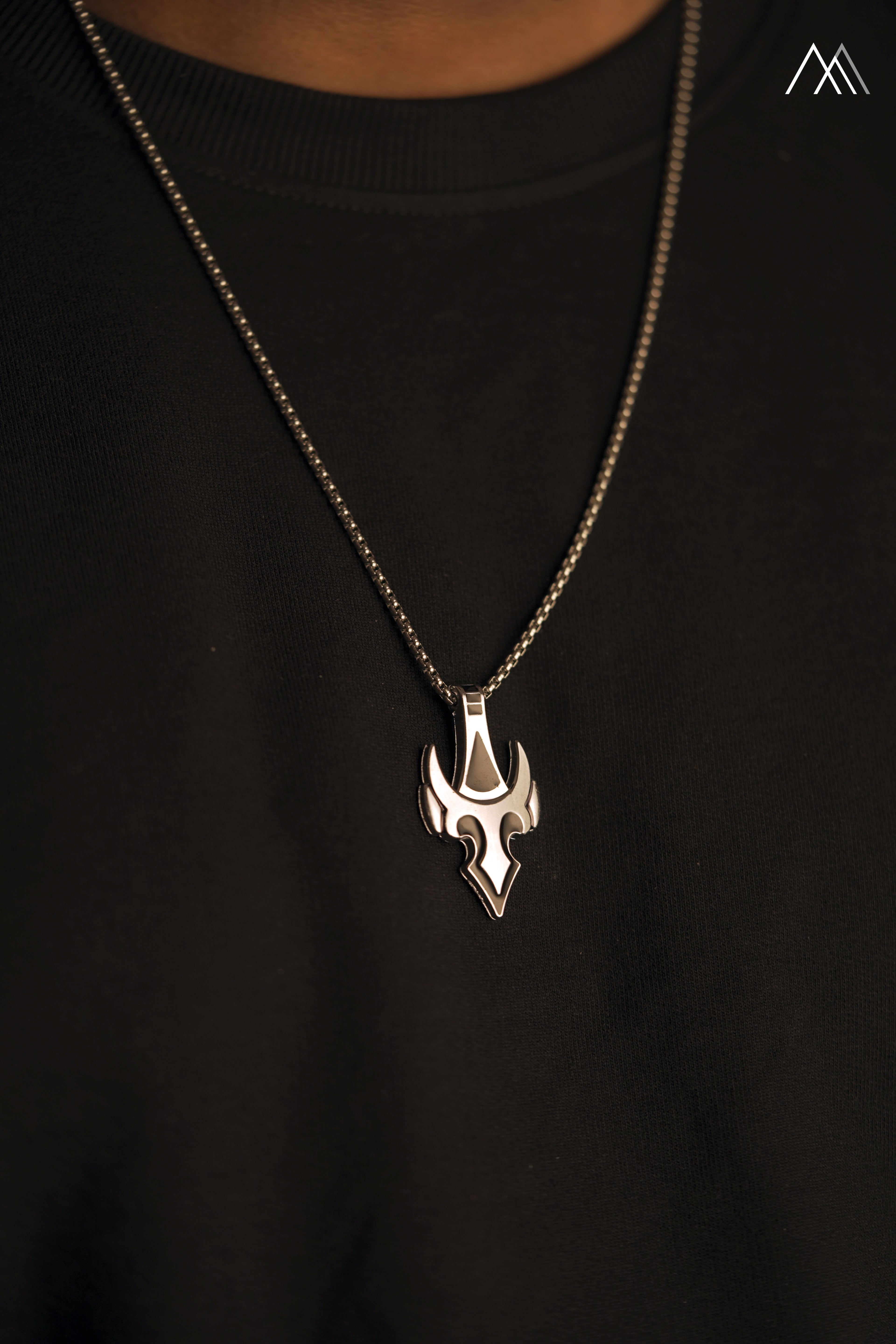 Shadow Fang Pendant