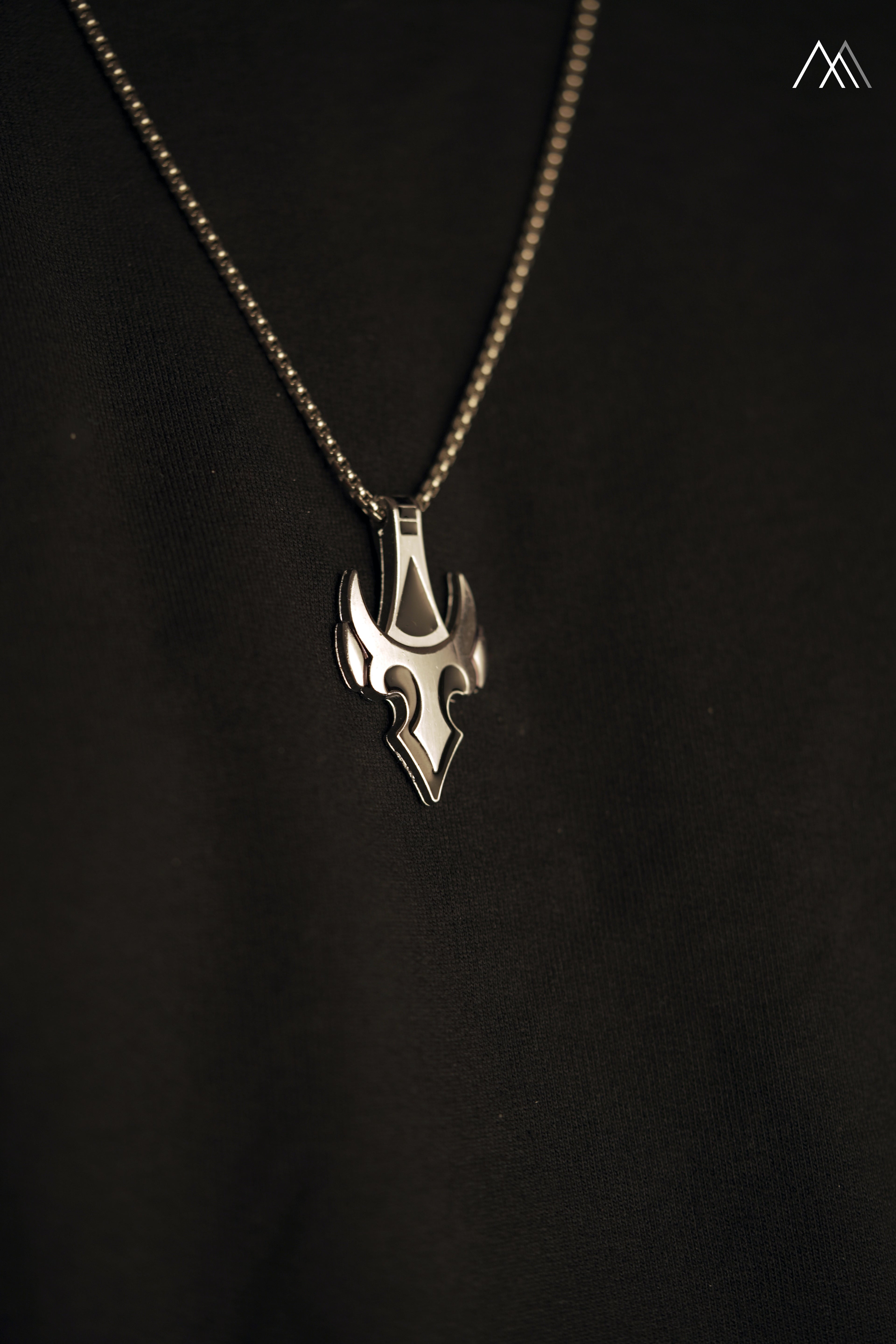 Shadow Fang Pendant